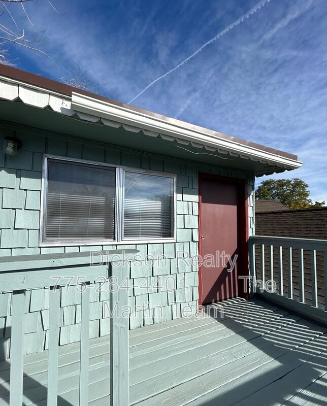 621 1/2 6th Street property image