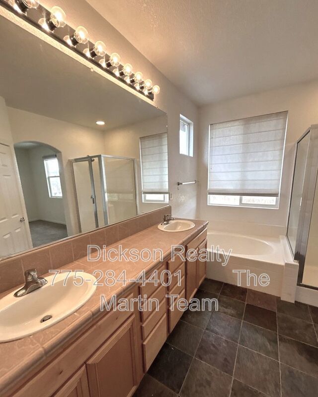 2760 Arrowsmith Dr property image