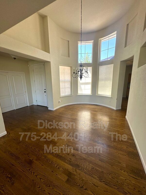 3084 Ten Mile Drive property image