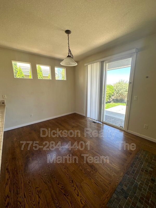 3084 Ten Mile Drive property image