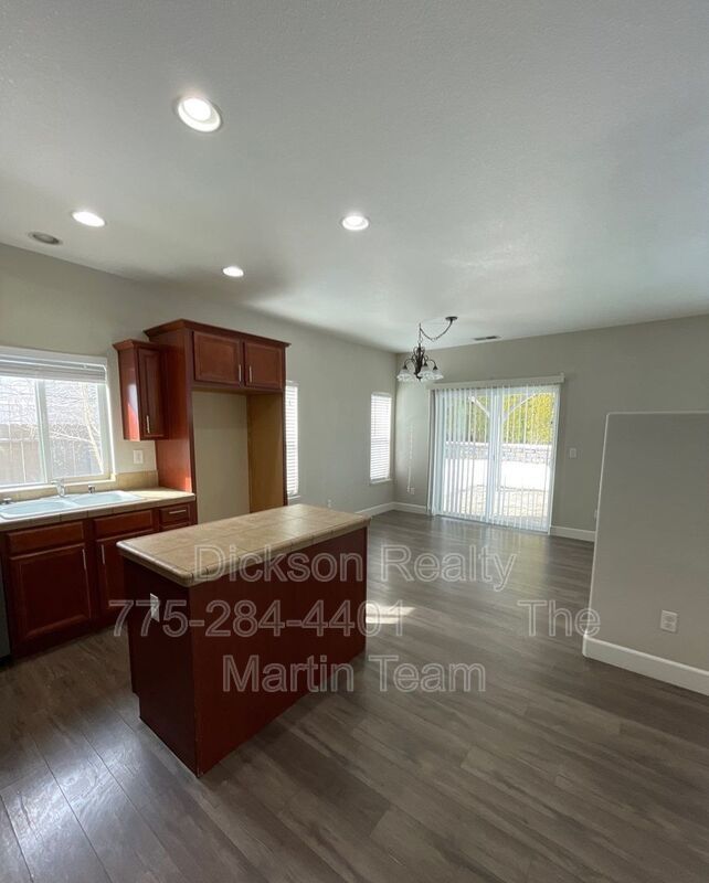 5055 Coggins Rd property image