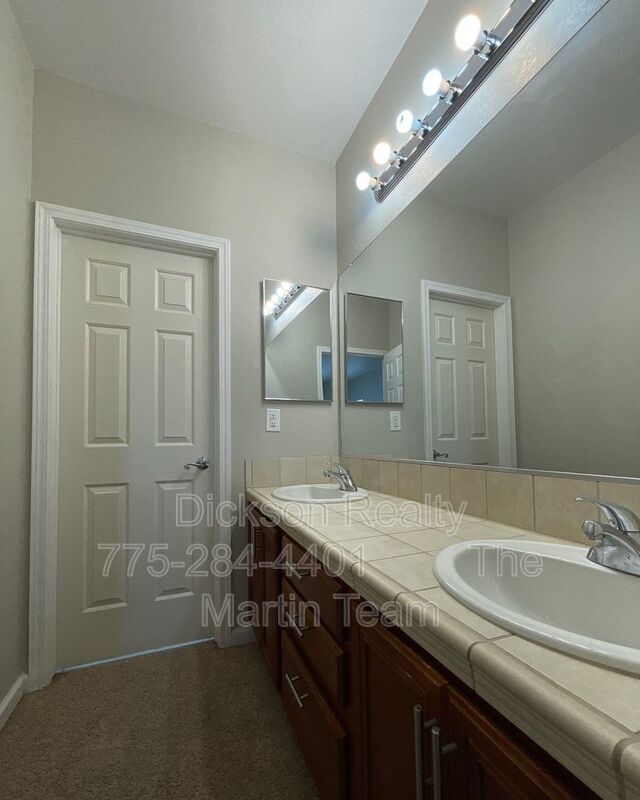 5055 Coggins Rd property image