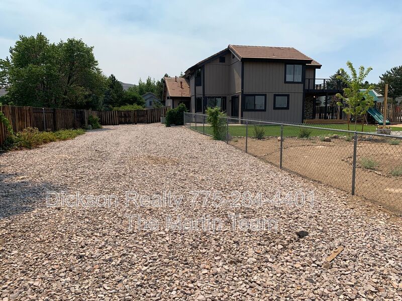 2205 Stowe Dr property image