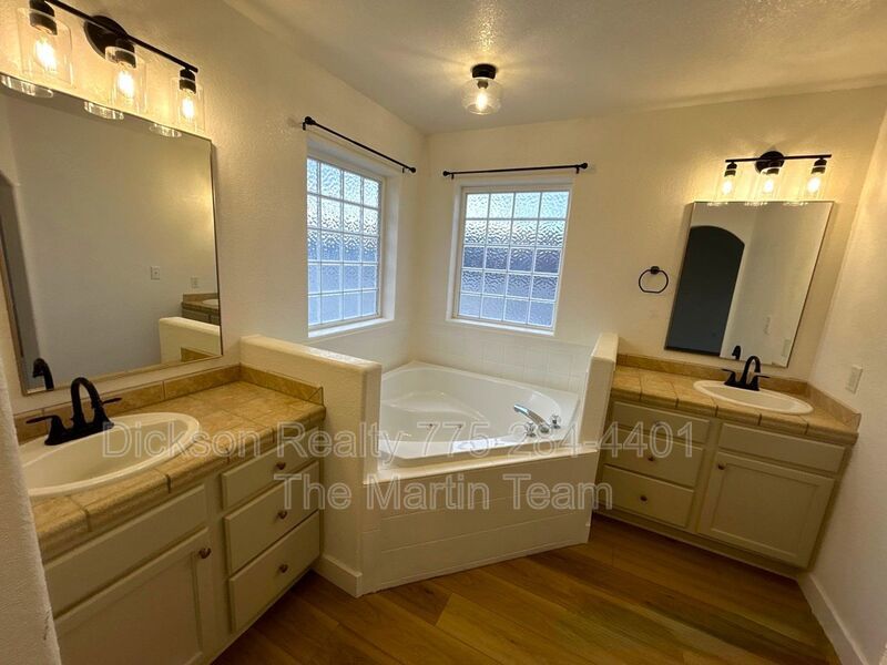 1931 Six Iron Ct property image