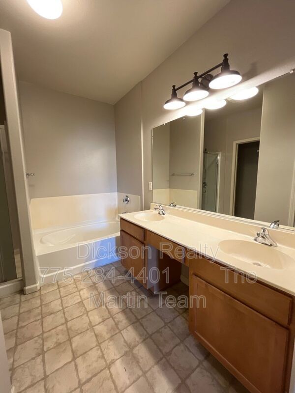 1325 S Meadows Pkwy Apt 124 property image