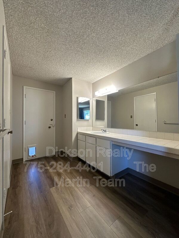 462 Steffanie Way property image