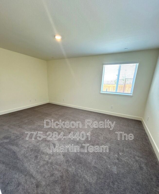 963 Cascade Range Drive property image