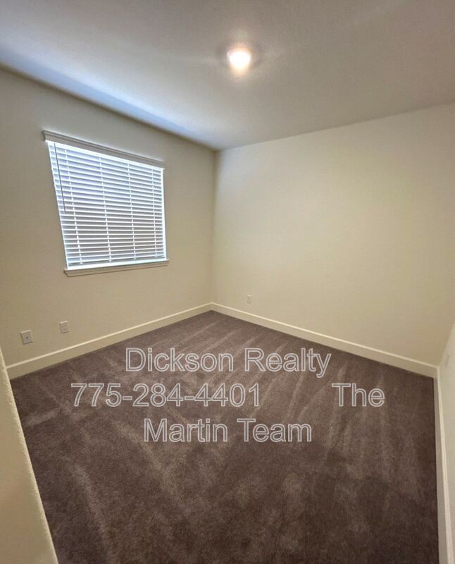 963 Cascade Range Drive property image