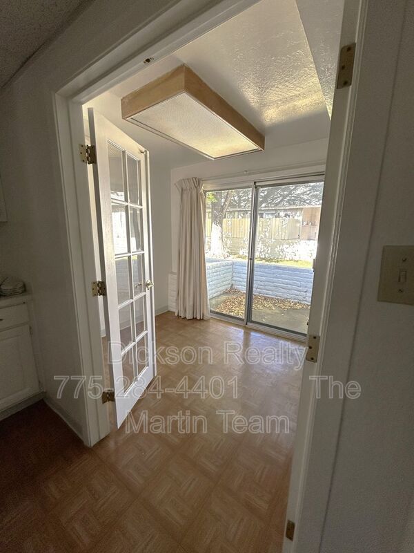1706 London Circle property image