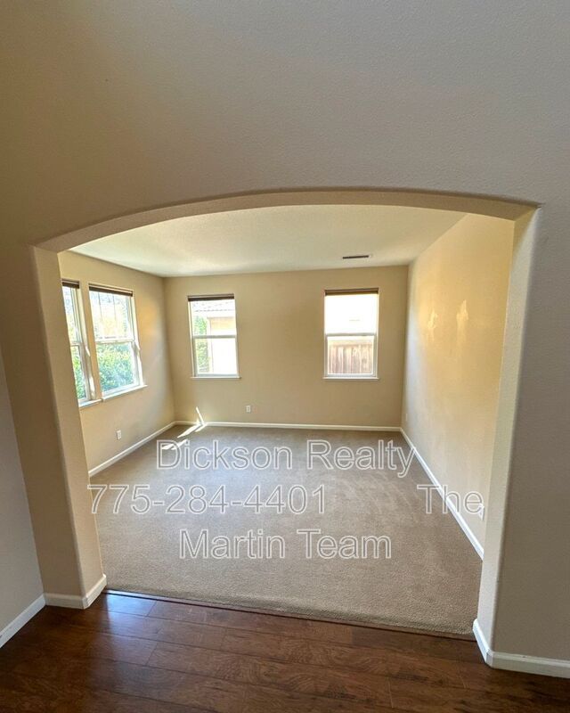 545 Terracina Way property image