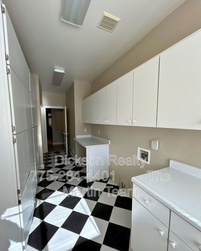 3140 Scarlet Oaks Court property image