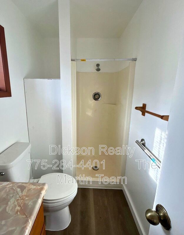 1058 1/2 G Street property image