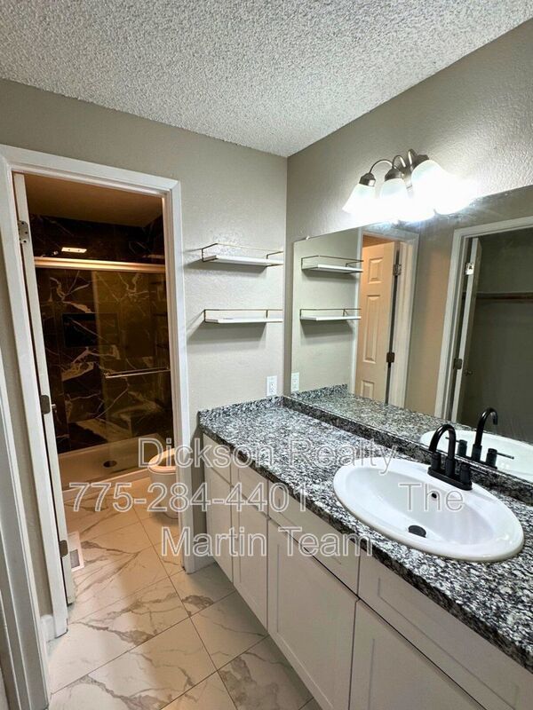 1725 Catham Lane property image