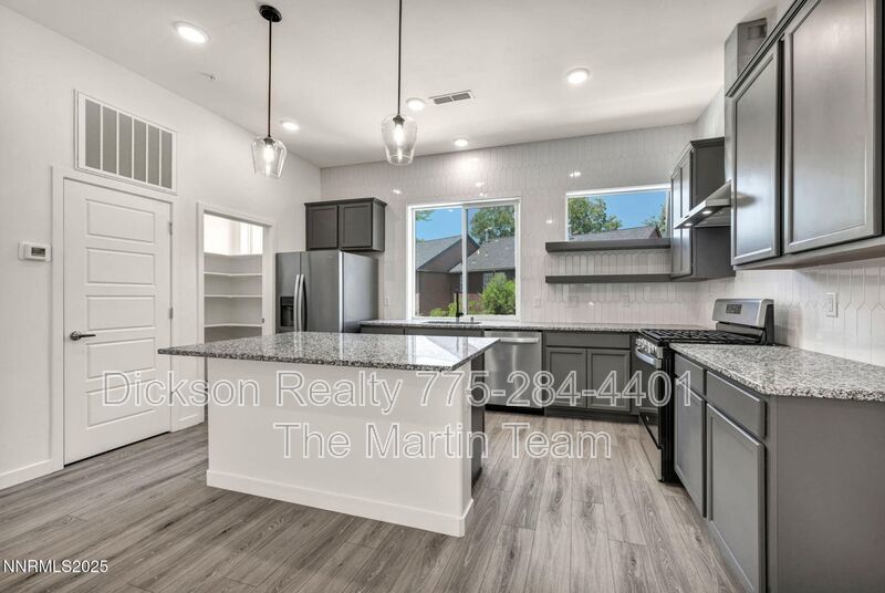 2566 River Hatchling Lane property image