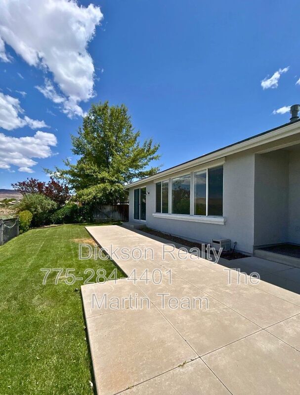 3084 Ten Mile Drive property image