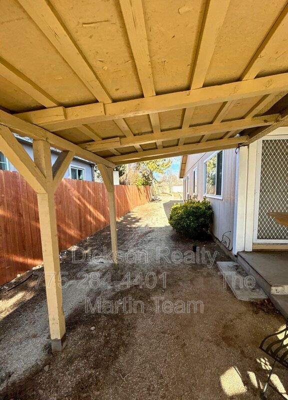 1995 Trainer Way property image