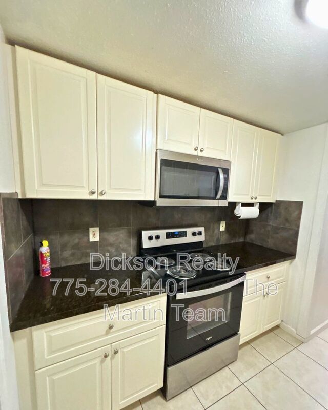 1995 Trainer Way property image