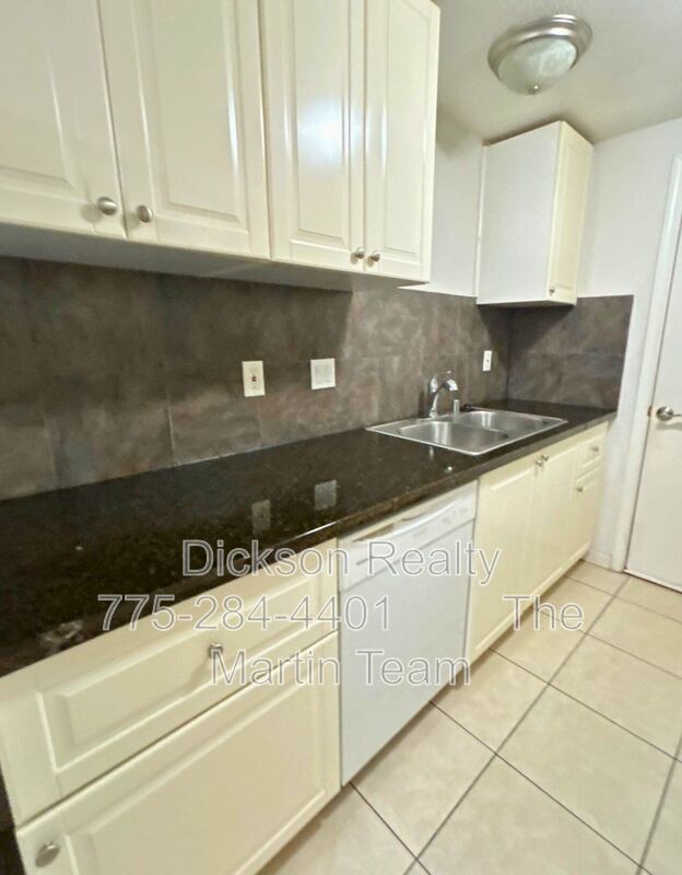 1995 Trainer Way property image