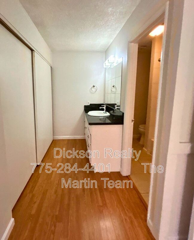 1995 Trainer Way property image