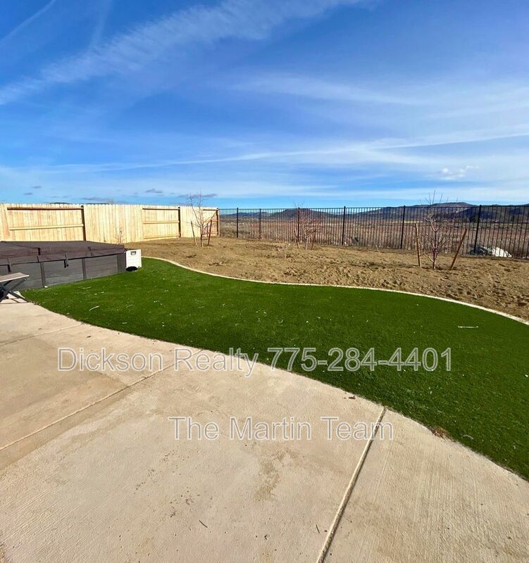 8932 Coyote Bluff Drive property image