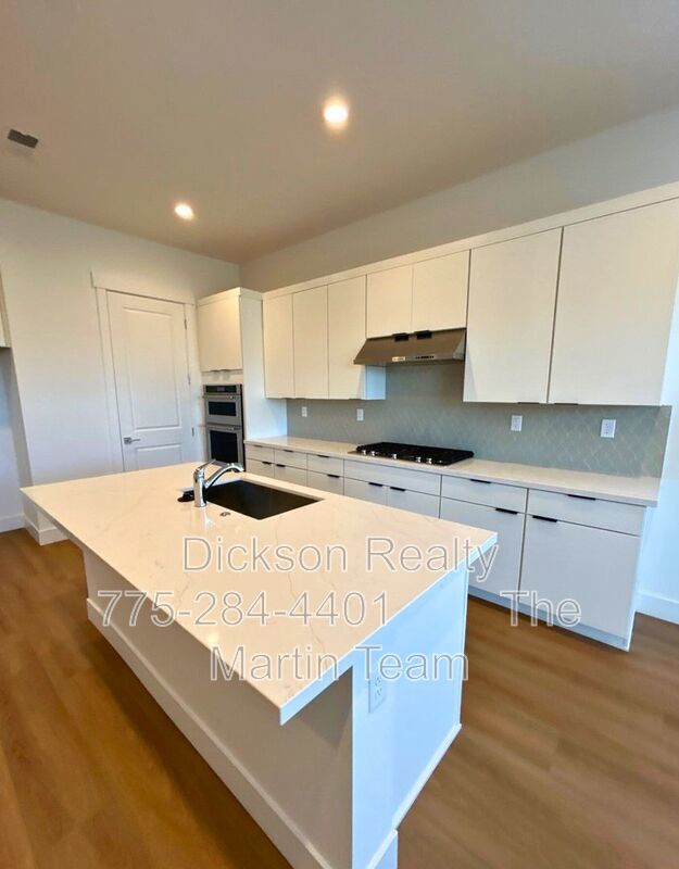 7328 Oakmont Lane - 55+ Community property image