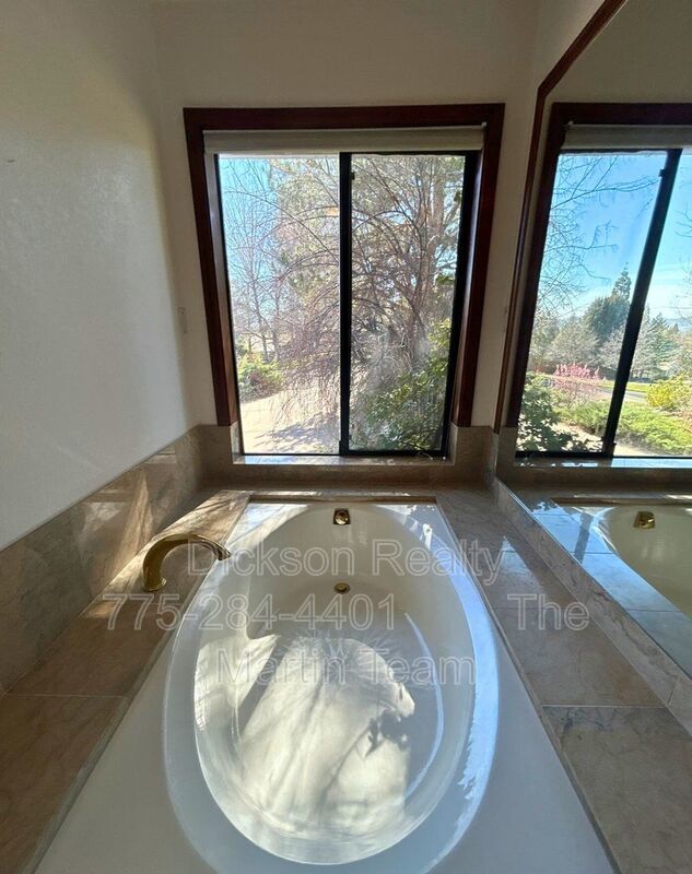 2795 Lake Ridge Shores W property image