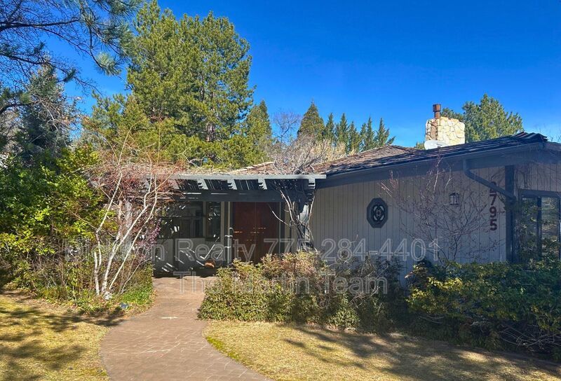 2795 Lake Ridge Shores W property image