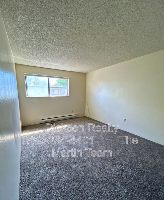 1664 Manchester Wy property image