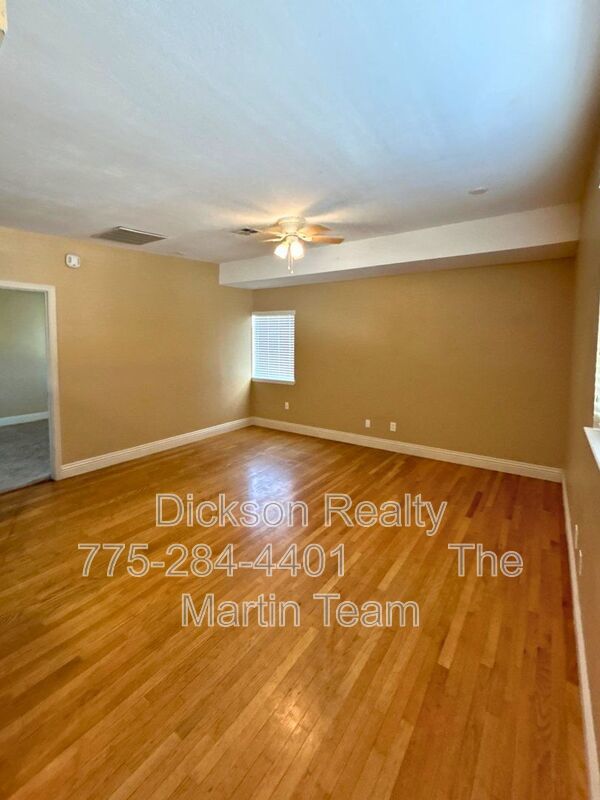 470 Sunshine Ln Reno, NV 89502 property image