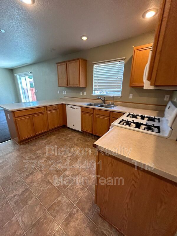 17910 Drift Creek Court property image