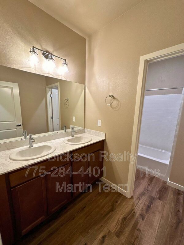 4932 Cavestone Rd property image