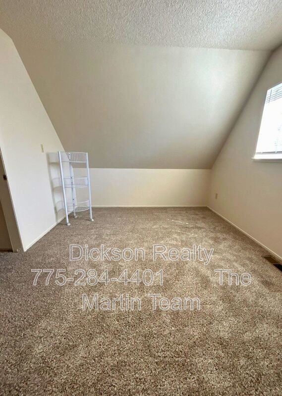 2455 Kings Row property image