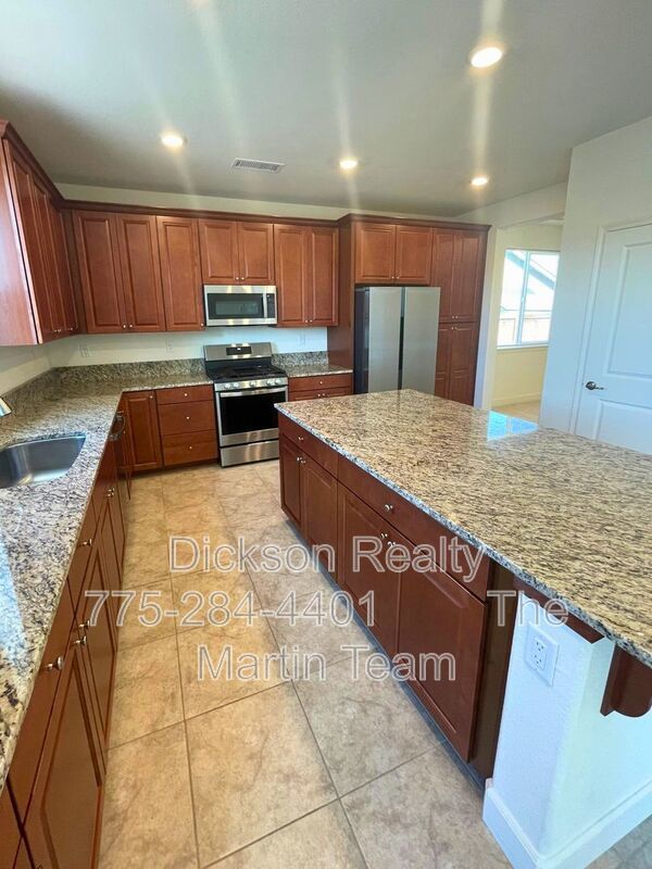 7255 Rutherford property image