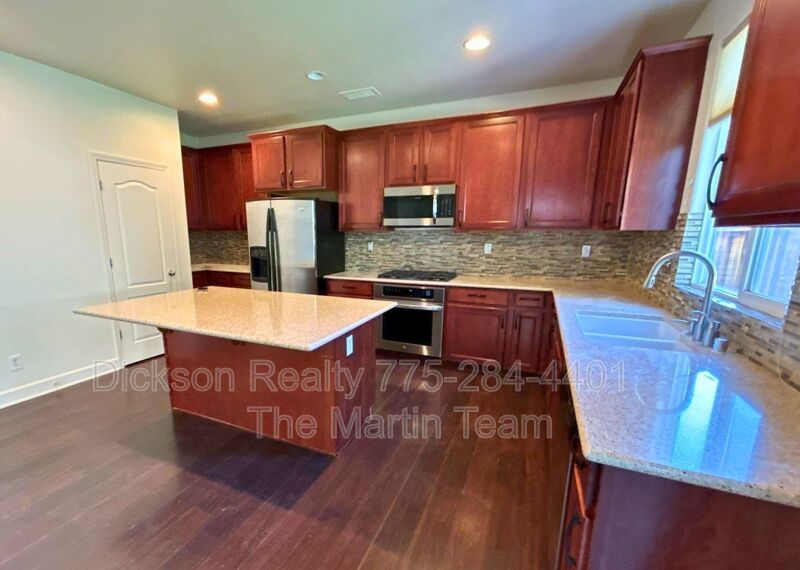 465 Stradella Court property image