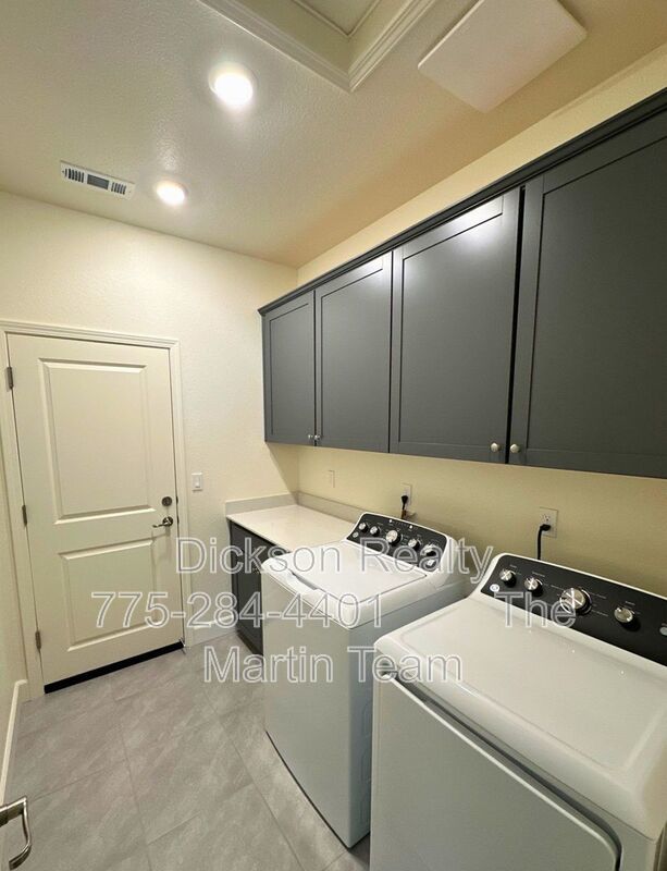 7878 Willow Thicket Drive property image