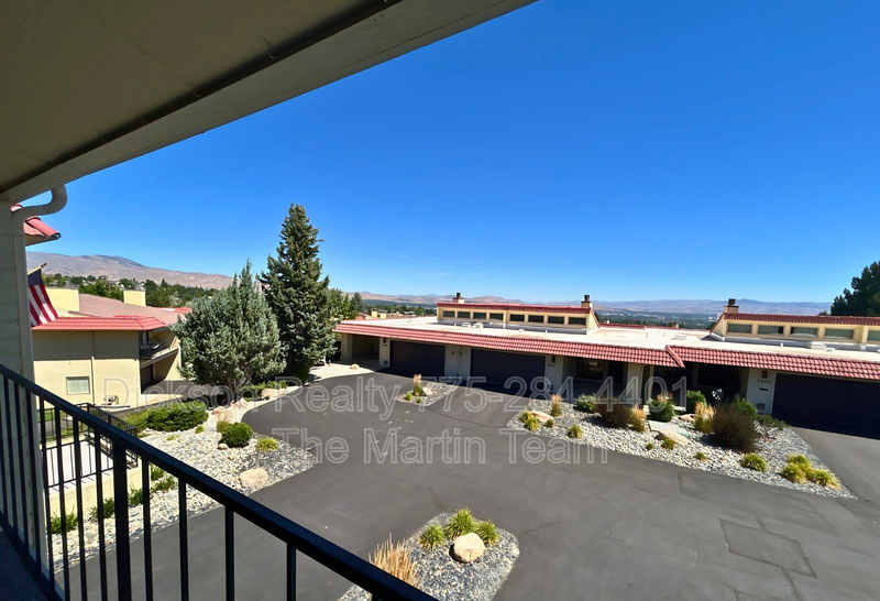 3479 Skyline Boulevard property image