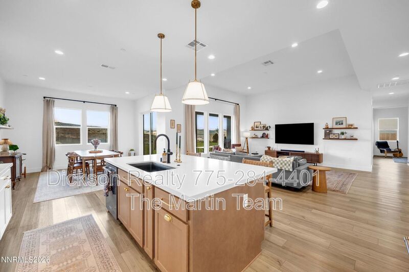2183 Kinglet Drive property image