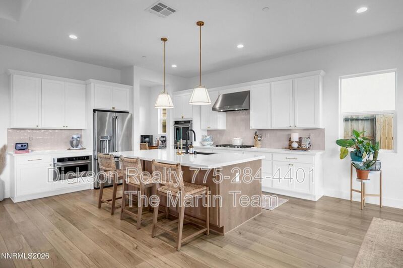 2183 Kinglet Drive property image