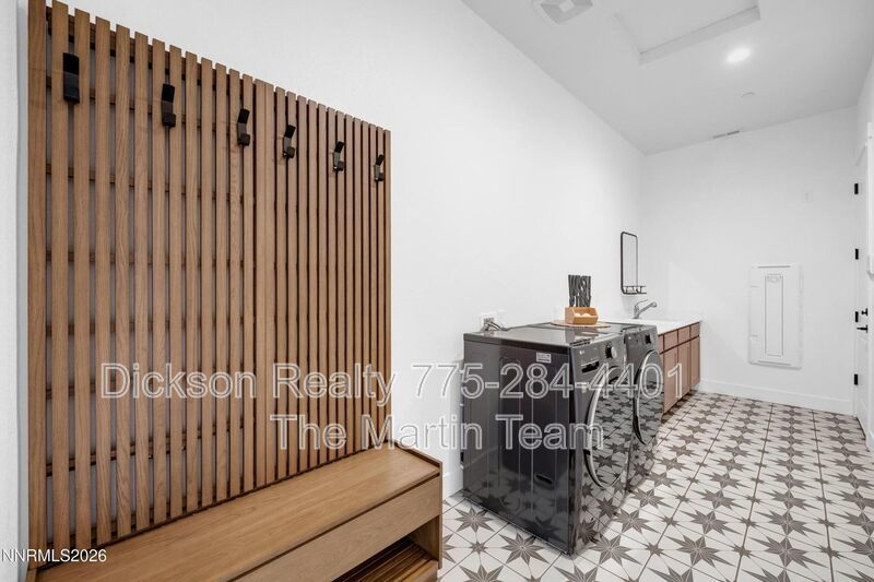 2183 Kinglet Drive property image