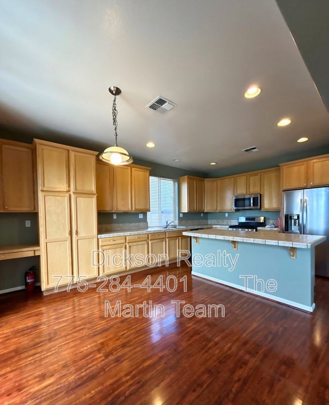 10687 Fire Poppy Circle property image