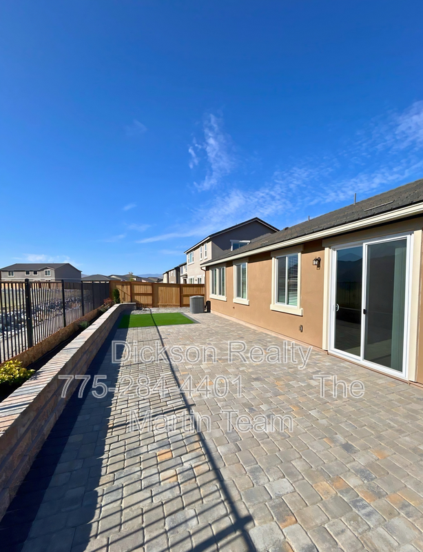 7878 Willow Thicket Drive property image