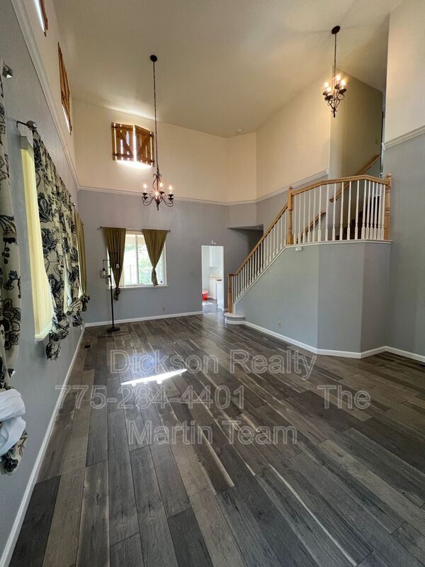 1889 Cambridge Hills Ct property image
