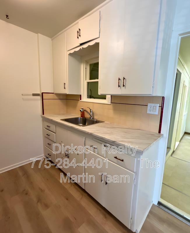 1052 20th Street property image