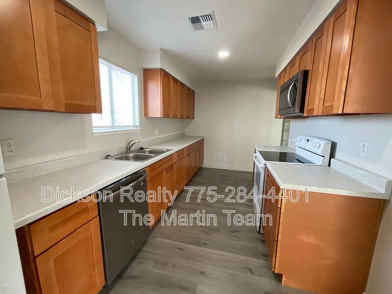 1090 Barstow St #A property image