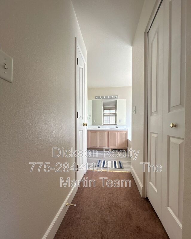 1465 Ridge Point Dr property image