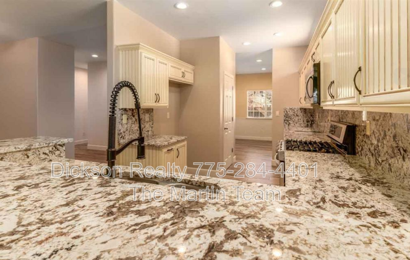 971 Iris Lane property image