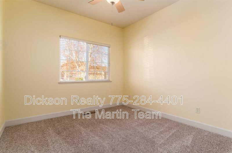 971 Iris Lane property image
