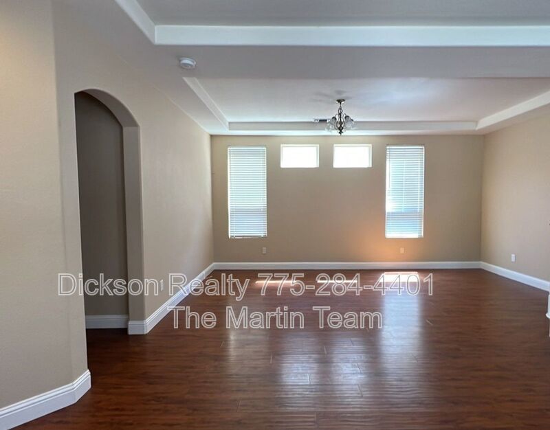 2663 Chaucer St property image