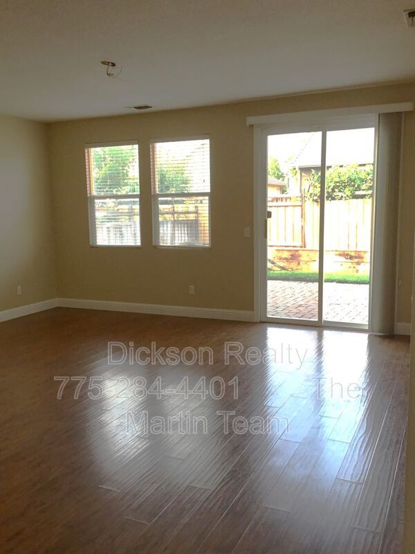 2663 Chaucer St property image