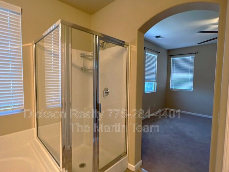 2663 Chaucer St property image